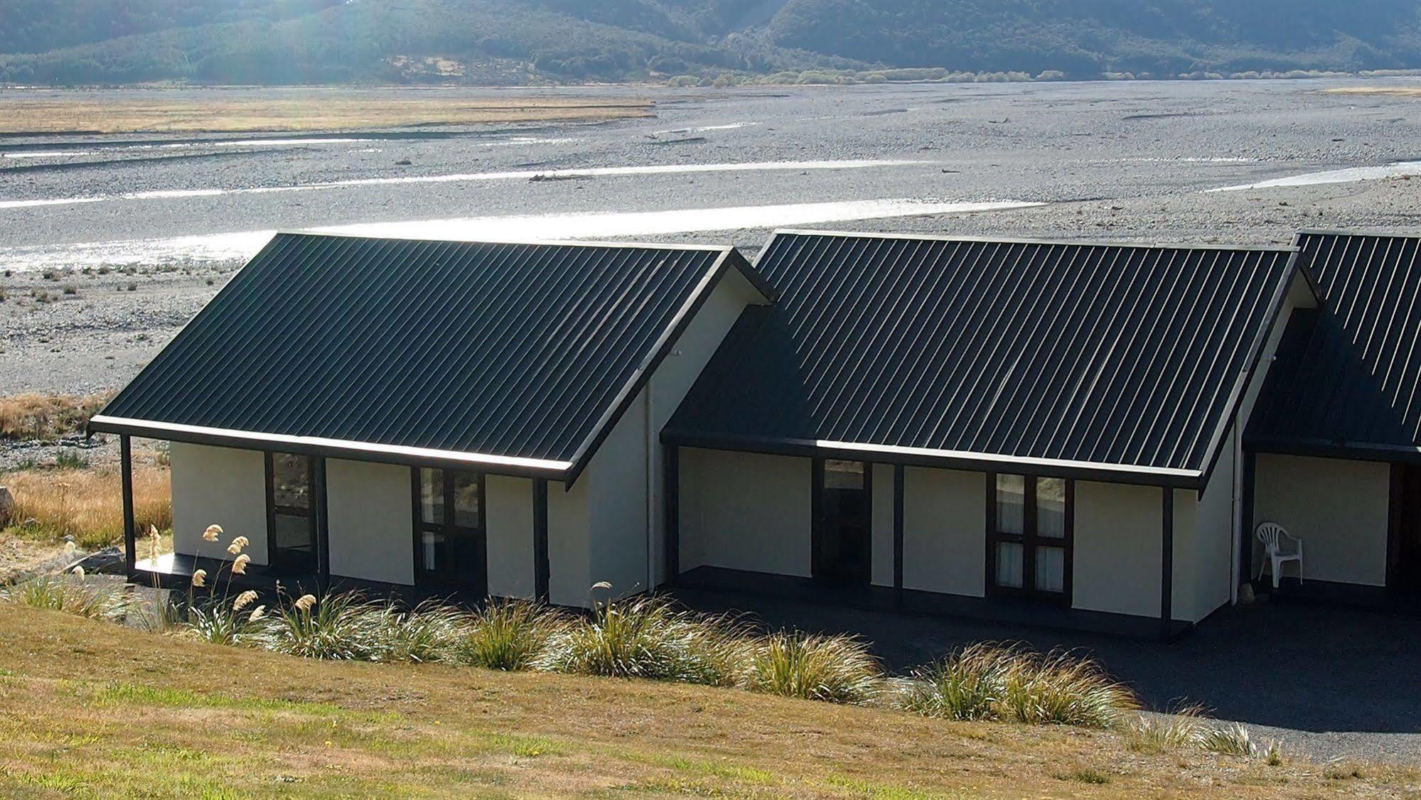The Bealey Hotel Arthur's Pass Exterior foto